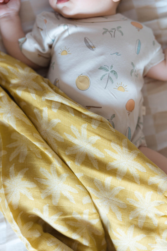 Palm Swaddle